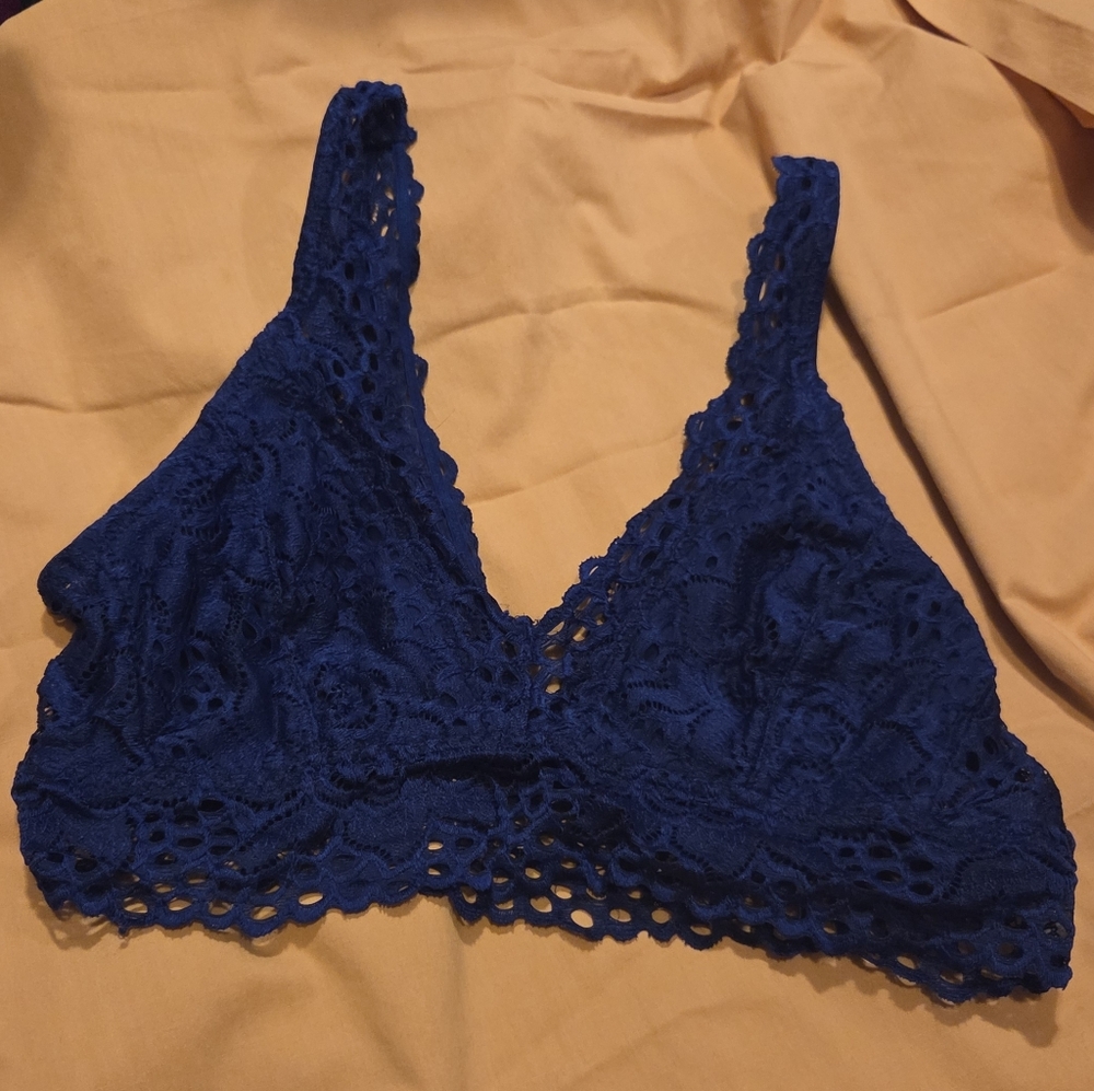 🔴2 For $10 👙Blue Lace Bralette👙